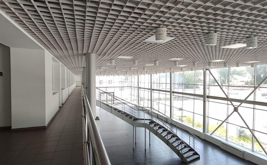 Помещение свободного назначения, 2 110 м² фото