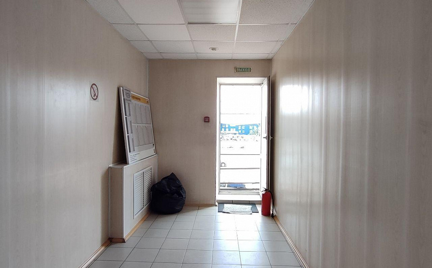 Помещение свободного назначения, 2 110 м² фото