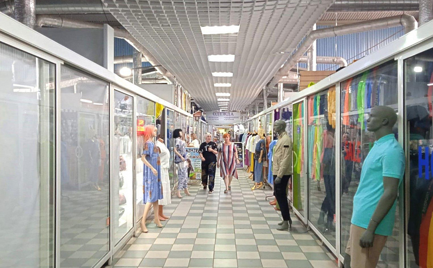 Помещение свободного назначения 1200 м² фото