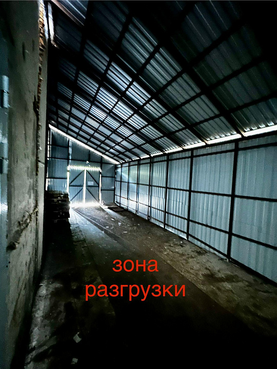 Универсальное помещение 994 м² с потолками 7 м фото