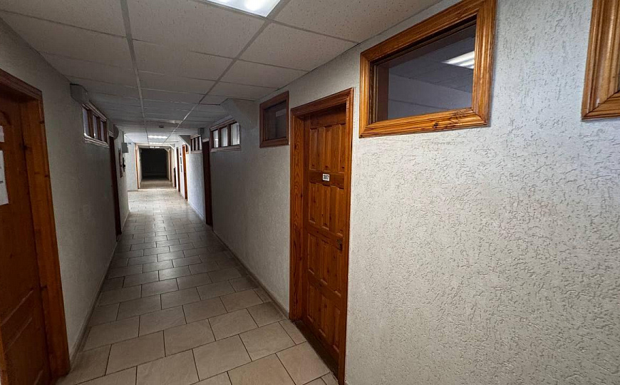 Здание 5000 квм фото