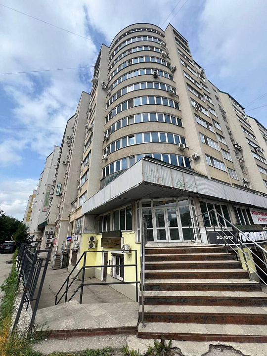 Двухэтажное помещение свободного назначения 462 м2 фото