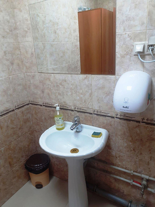 Офисы в центре с ремонтом и мебелью 162,2 м² фото