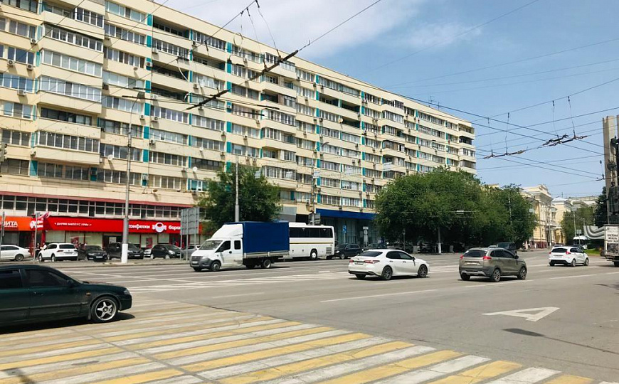 Помещение в центре города, парковка, 200 м² фото