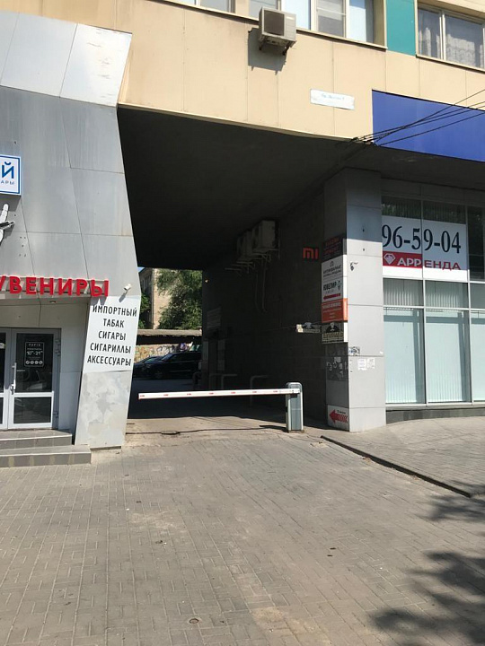 Помещение в центре города, парковка, 200 м² фото