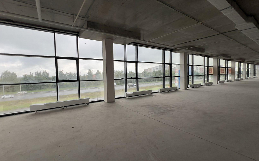 Сдам торговый центр, 3 900 м² фото