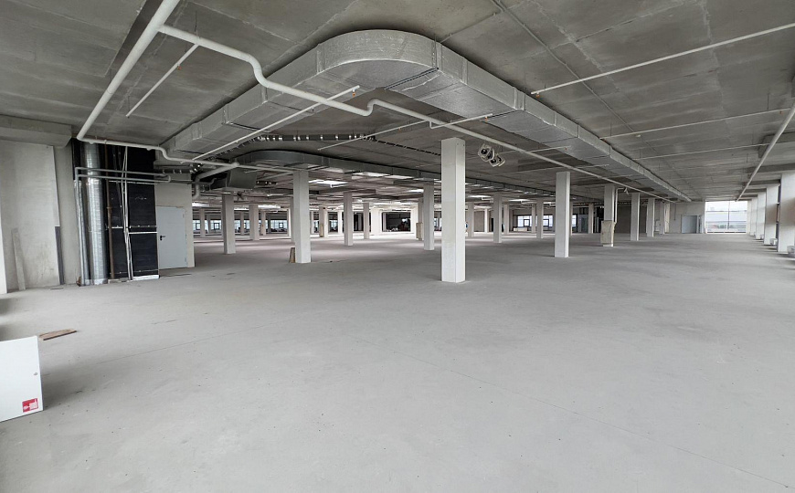 Сдам торговый центр, 3 900 м² фото