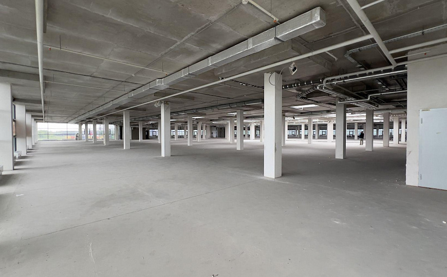 Сдам торговый центр, 3 900 м² фото