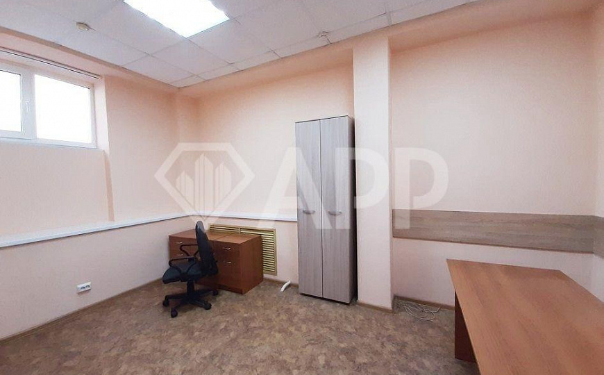 Продаю помещения 177 м² на ул. Адоратского 12б фото
