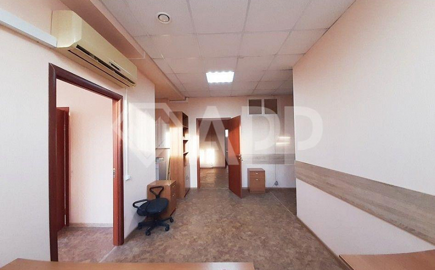 Продаю помещения 177 м² на ул. Адоратского 12б фото