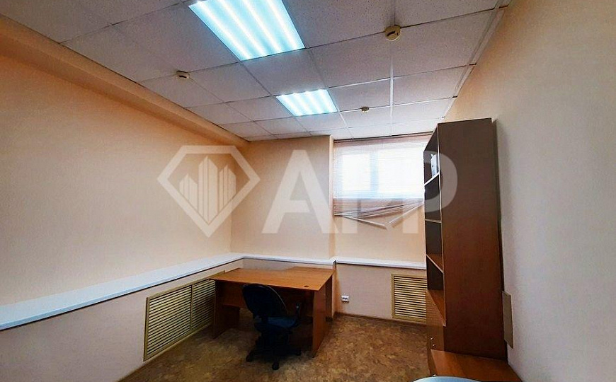 Продаю помещения 177 м² на ул. Адоратского 12б фото