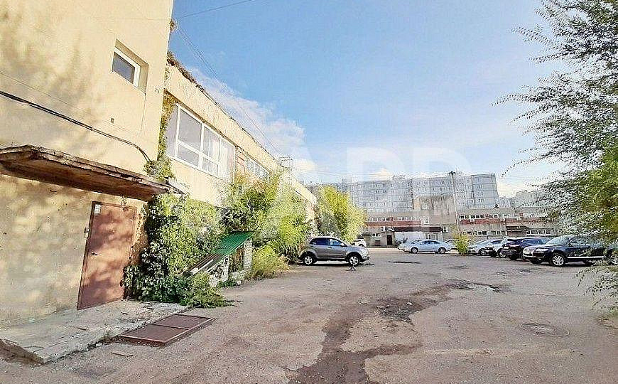 Продаю помещения 177 м² на ул. Адоратского 12б фото