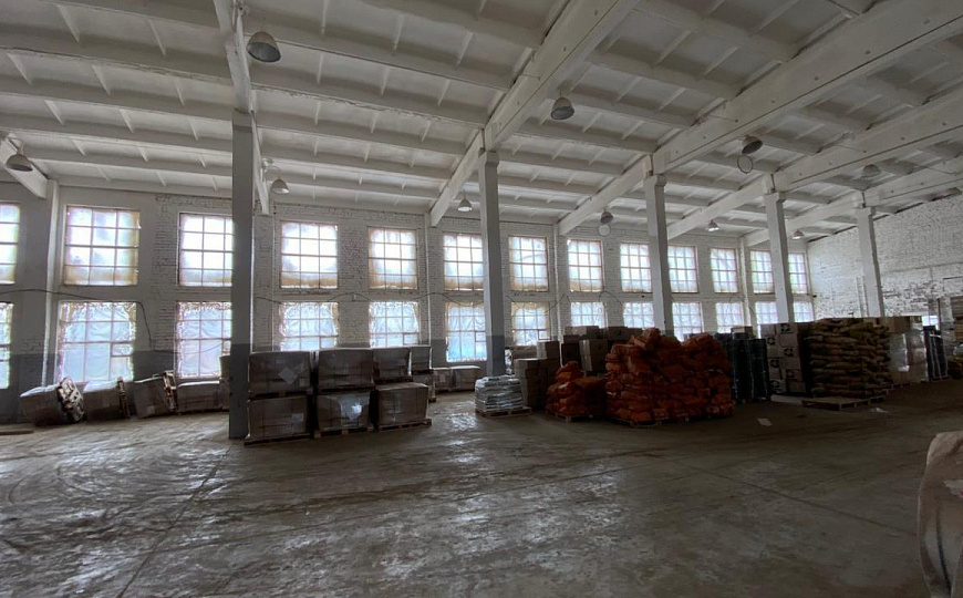 Сдам производственное помещение, 1 300 м² фото