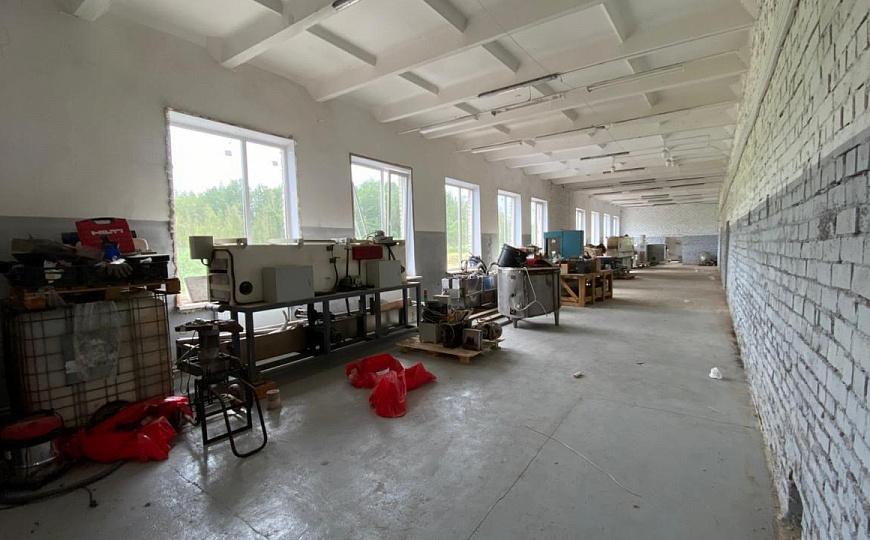 Сдам производственное помещение, 1 300 м² фото