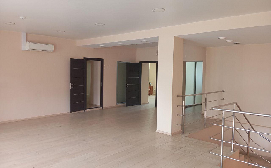 Центр, 450м² фото