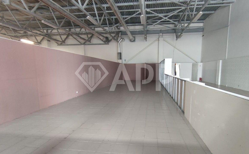 Бизнес-центр/офисный центр, 700 м² фото
