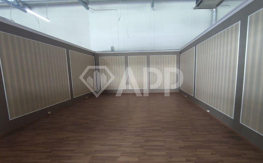Бизнес-центр/офисный центр, 700 м² фото