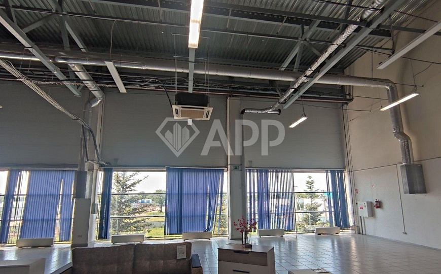 Бизнес-центр/офисный центр, 700 м² фото