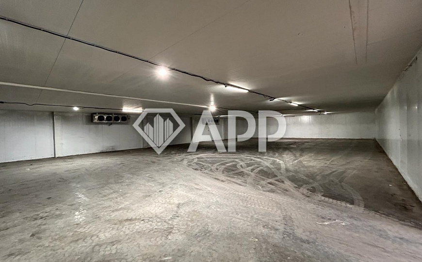 Сдаю складское помещение, 415 м² фото