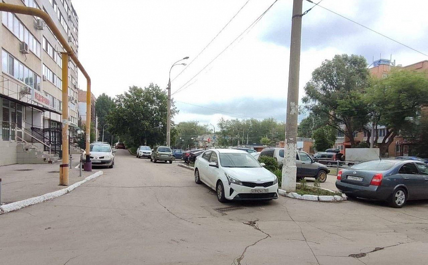 Помещение свободного назначения 120,9 м² на первой линии фото