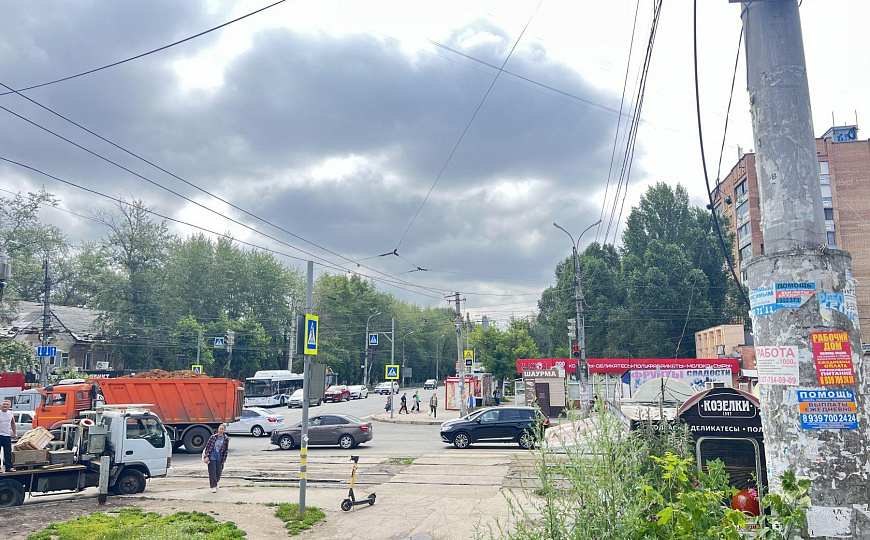 Помещение свободного назначения 120,9 м² на первой линии фото