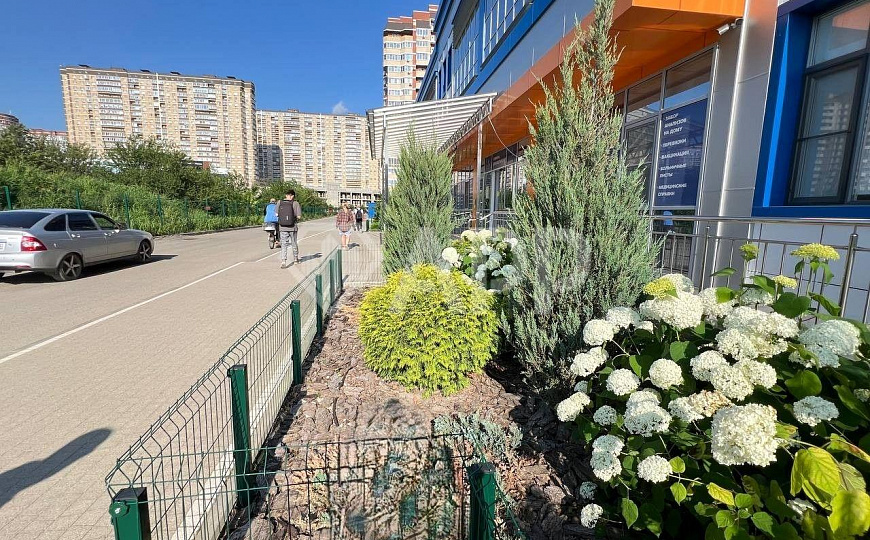 Продаю отдельно стоящее здание, 3 862 м² фото