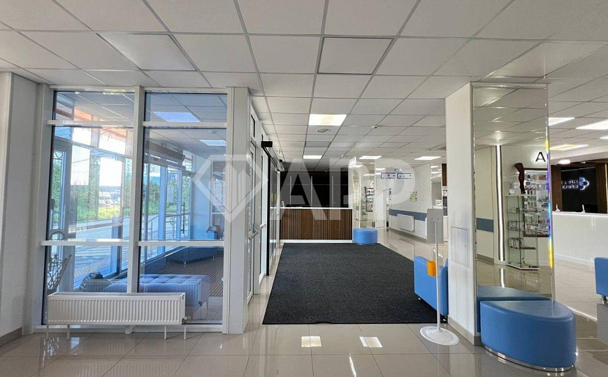 Продаю отдельно стоящее здание, 3 862 м² фото