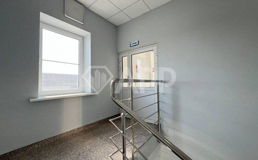 Продаю отдельно стоящее здание, 3 862 м² фото