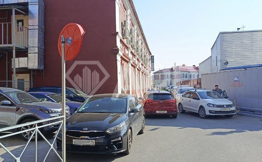 Сдам в центре города отдельно стоящее здание фото
