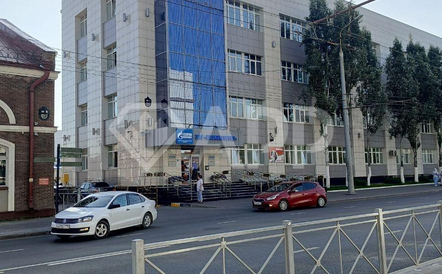 Сдам в центре города отдельно стоящее здание фото