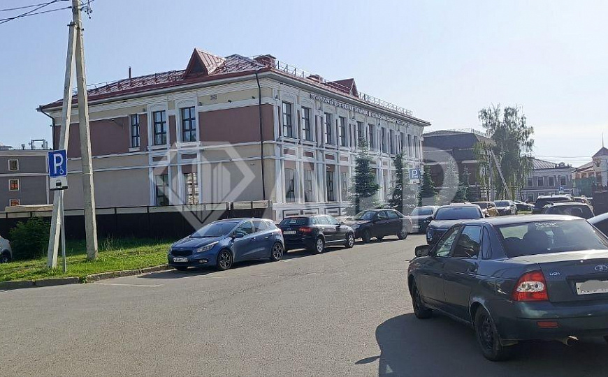 Сдам в центре города отдельно стоящее здание фото
