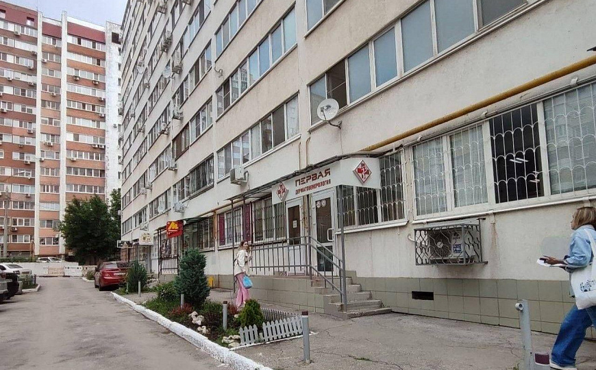 Нежилое помещение с арендатором фото