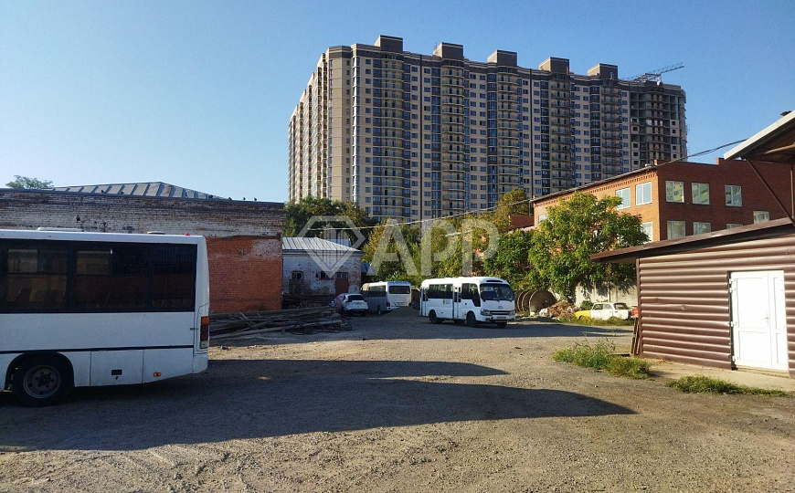 Сдам торговое помещение, 1 000 м² фото