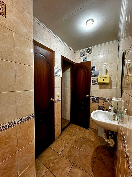 Аренда здания 317 м2 в центре г. Новокуйбышевска фото