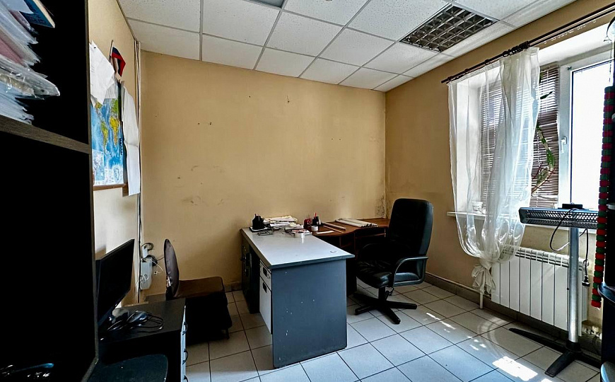 Аренда здания 317 м2 в центре г. Новокуйбышевска фото