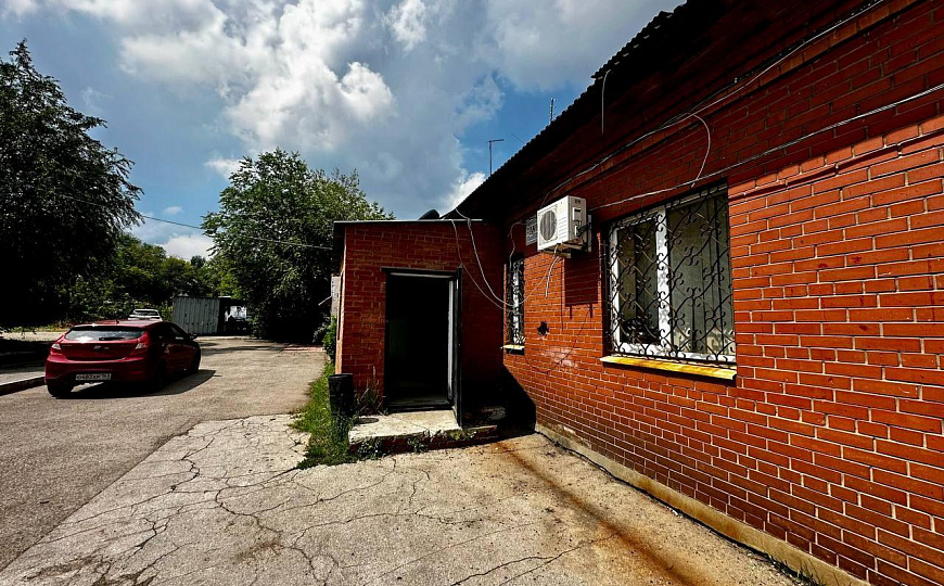 Аренда здания 317 м2 в центре г. Новокуйбышевска фото