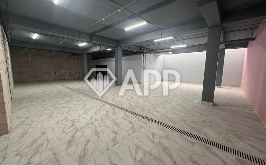 Сдам помещение свободного назначения, 240 м² фото