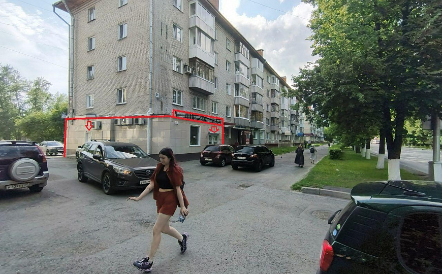 90 м2, 1 этаж с парковкой и разгрузкой в центре Северска фото