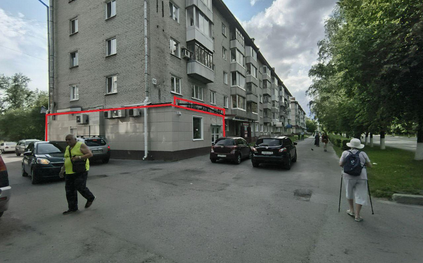 90 м2, 1 этаж с парковкой и разгрузкой в центре Северска фото