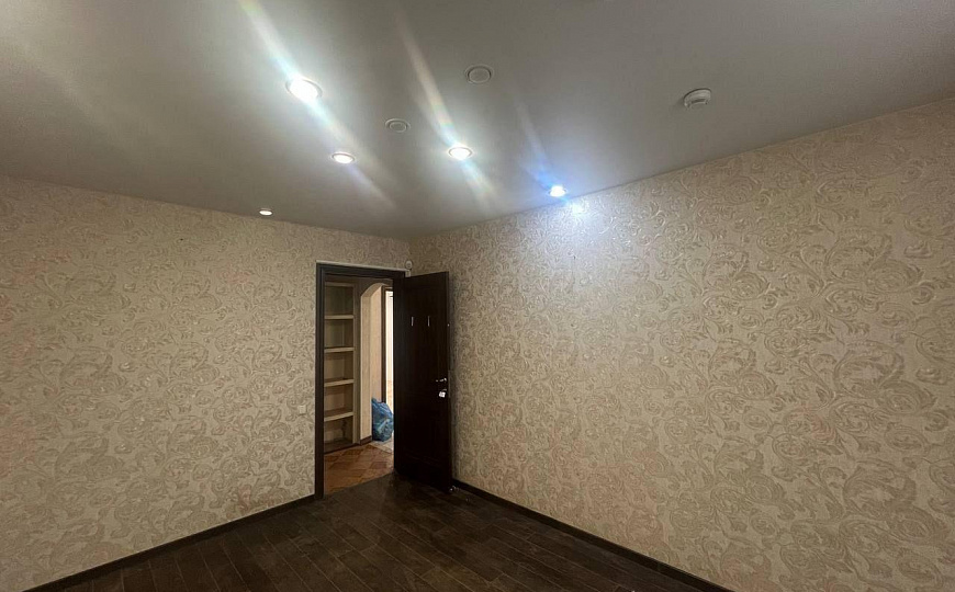 Коммерческое помещение 84 м² вблизи кругового перекрестка фото
