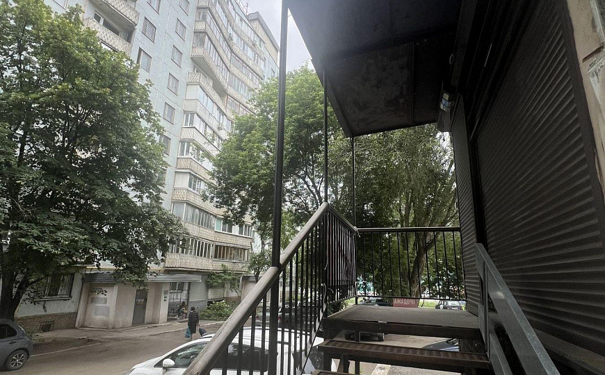 Коммерческое помещение 84 м² вблизи кругового перекрестка фото