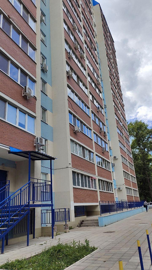 Продается помещения свободного назначения фото