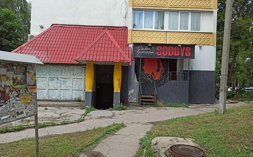 Помещение 71,2 м² с высоким пешеходным трафиком фото