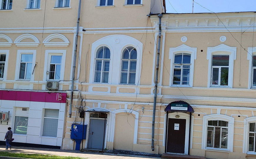Сдам офис на  1ой линии, 300 м² фото
