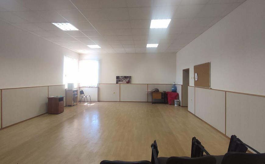Сдам офис на  1ой линии, 300 м² фото