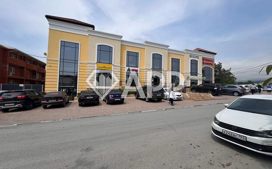 Сдаю помещение свободного назначения, 560 м² фото