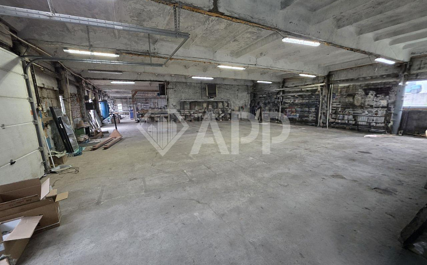 Аренда производственное помещение 600 м² фото