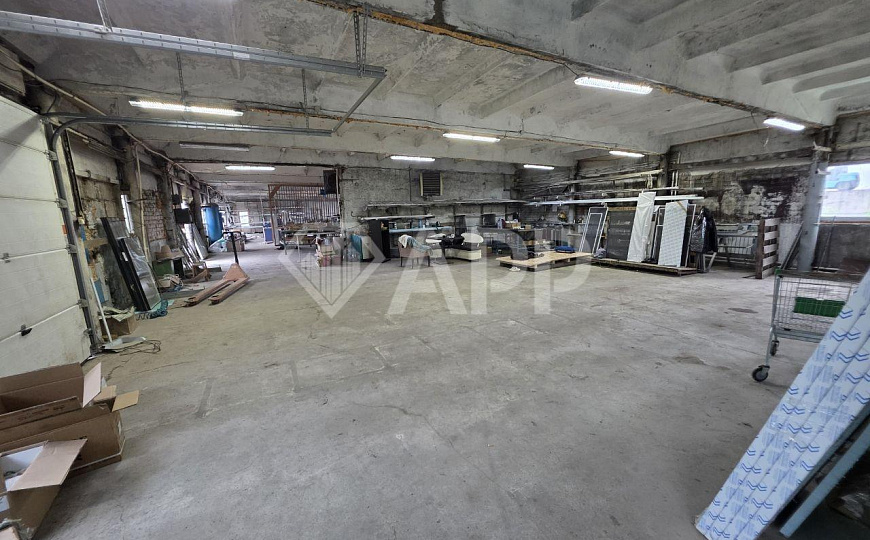 Аренда производственное помещение 600 м² фото
