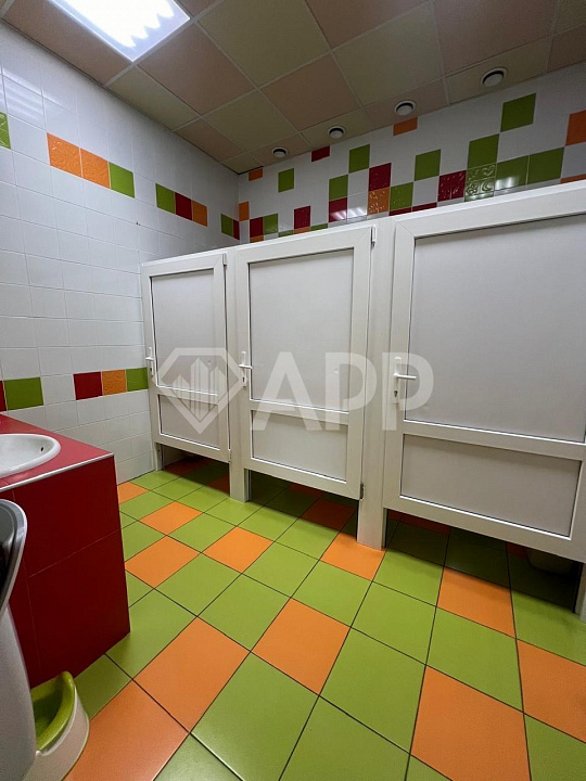 Сдам помещение свободного назначения, 332 м² фото