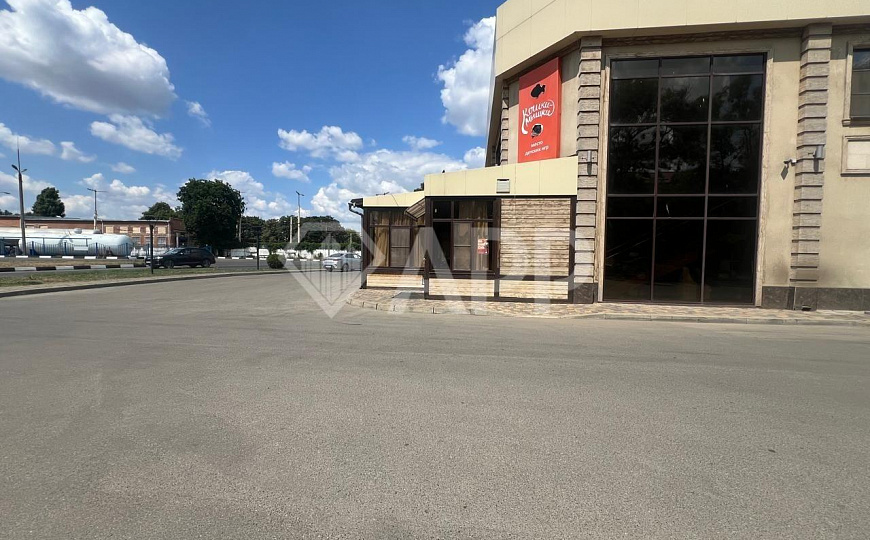 Сдам помещение свободного назначения, 332 м² фото